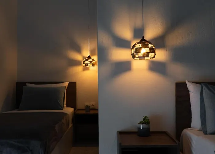 艾斯特酒店 酒店 波利卡斯特隆